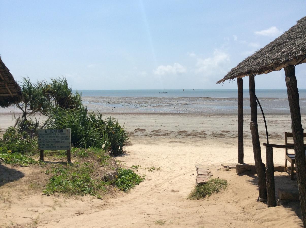 Peponi Beach Resort Pangani Exteriör bild