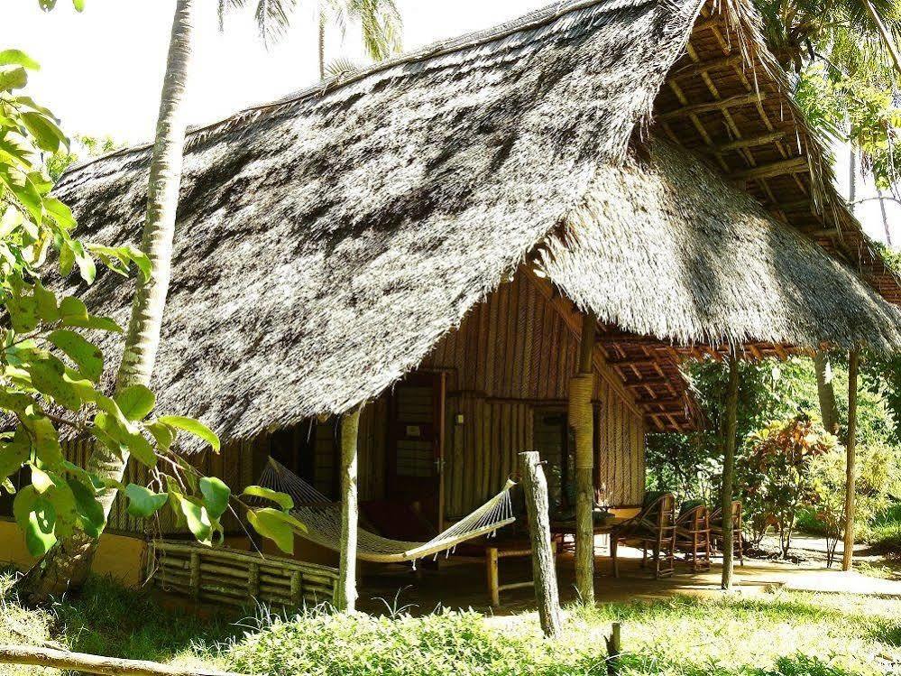 Peponi Beach Resort Pangani Exteriör bild