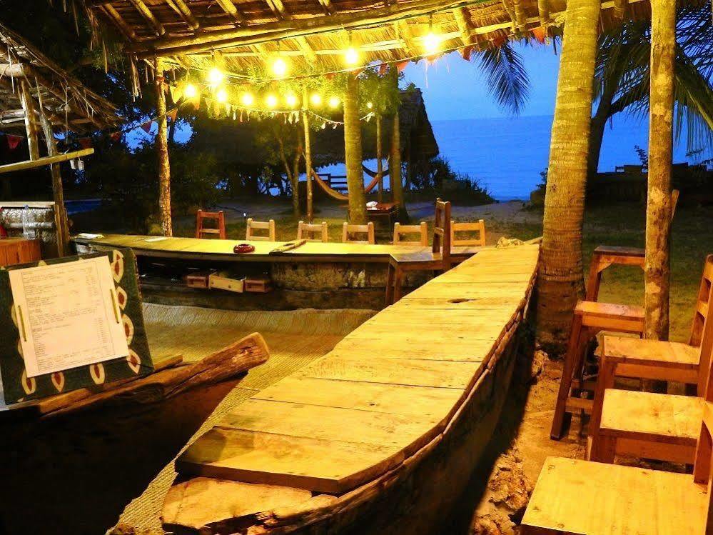 Peponi Beach Resort Pangani Exteriör bild